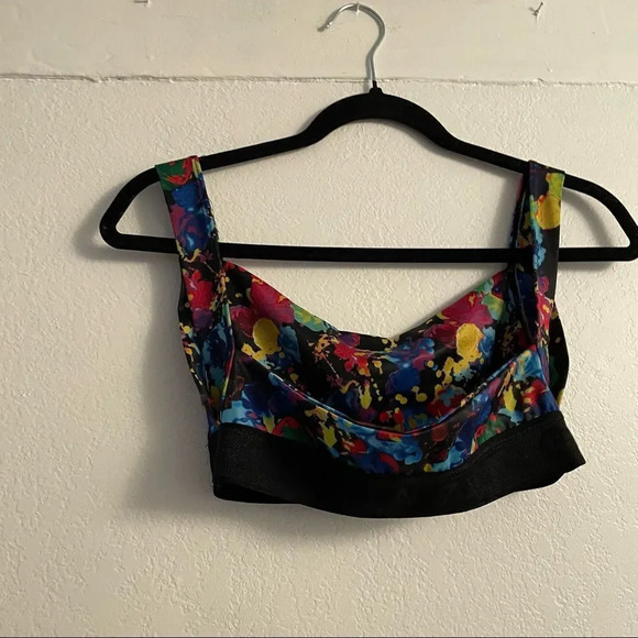 Glow8 multi color cute sports bra - Picture 14 of 15